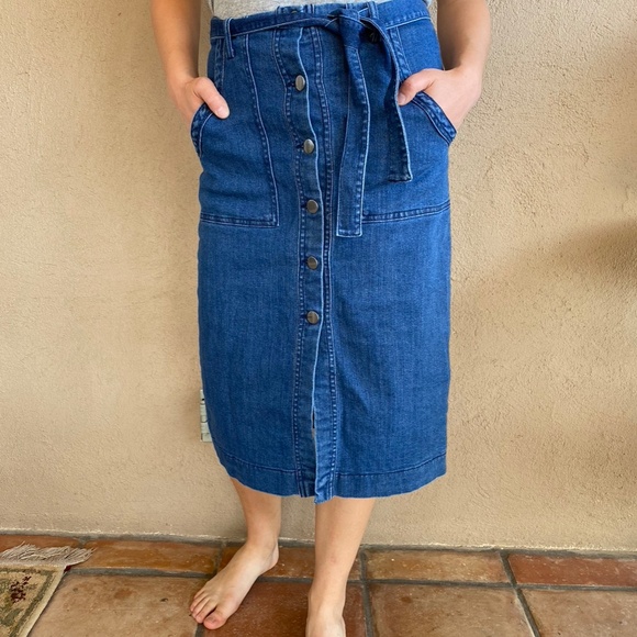 Vero Moda Denim Pencil Skirt with Buttons - Picture 2 of 6